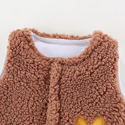 Chaleco Bebé Abrigado Corderito Suave Con Bolsillo Y Bordado Marrón Claro Lisa 3-6 Meses